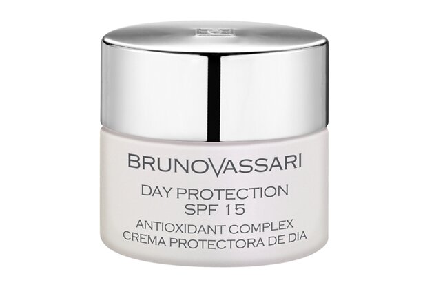 231 Day Protection SPF15.jpg